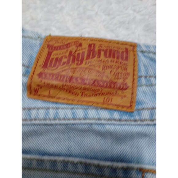 Lucky Brand by Gene Montesano Women's 10/30 Crop Blue Light Denim Jeans - Picture 15 of 15